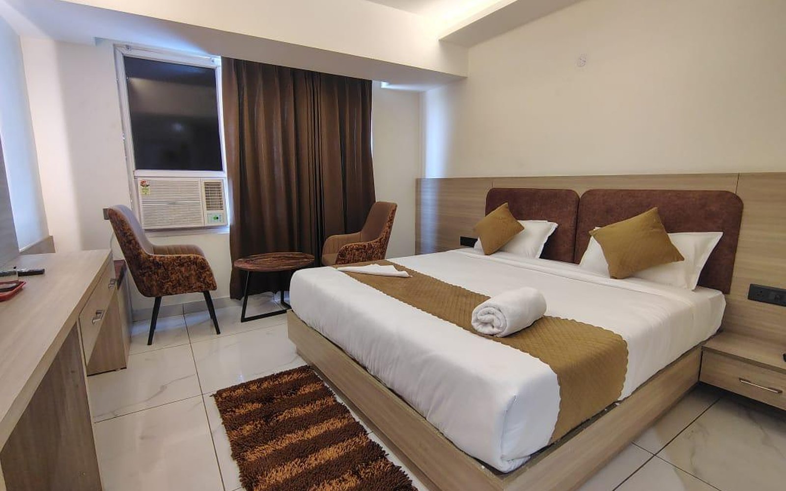 Deluxe AC Room at Hotel Mohan Inn Haridwar