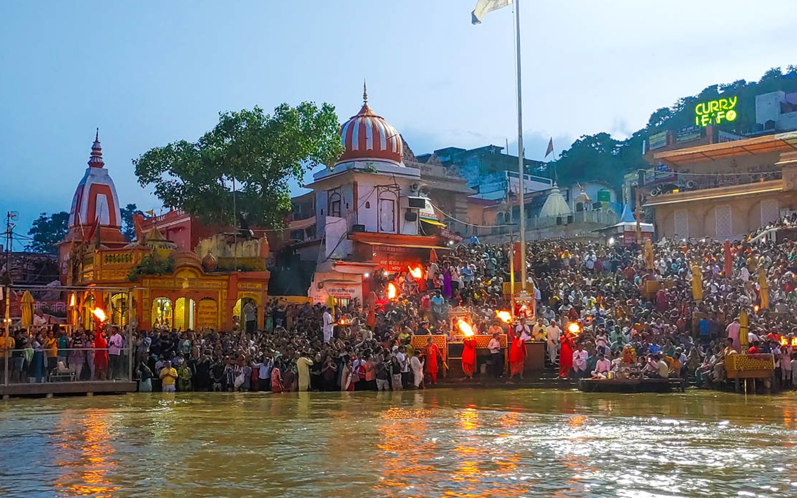 Har Ki Pauri Evening Aarti